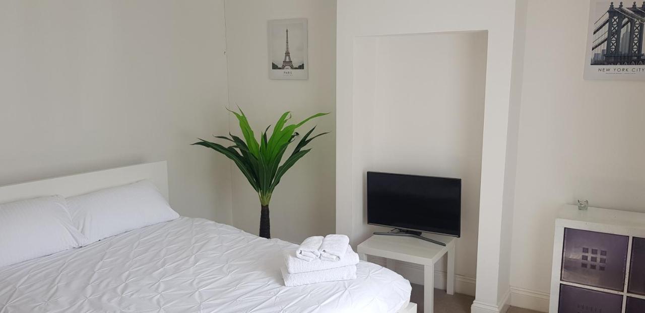Mirandas Place Gillingham  Luaran gambar